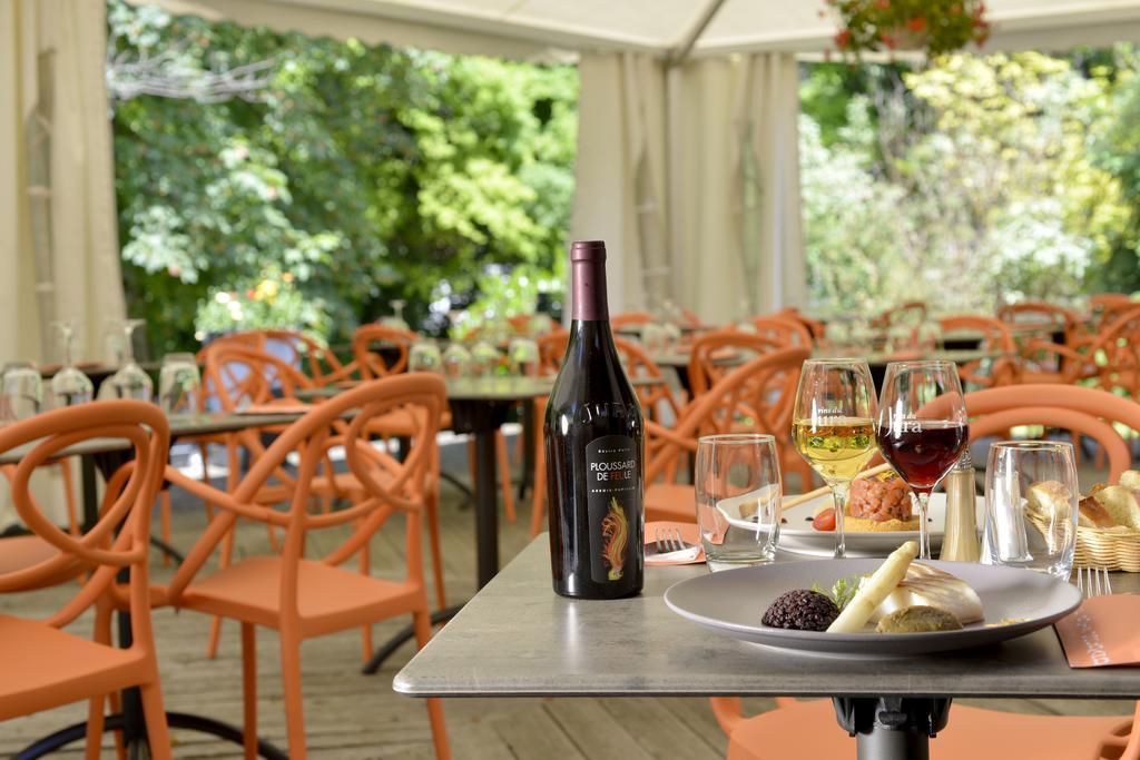 Le Bois Dormant-Hotel Restaurant & Spa Logis Hotel 샹파뇰 외부 사진