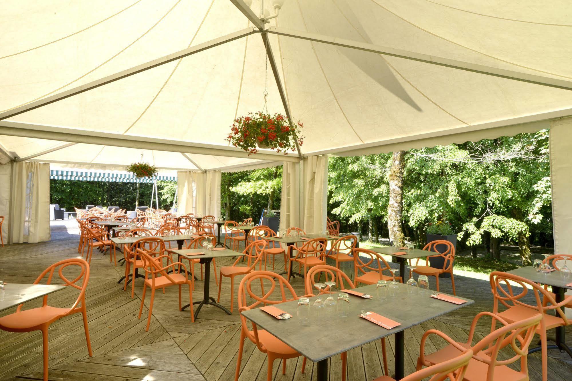 Le Bois Dormant-Hotel Restaurant & Spa Logis Hotel 샹파뇰 외부 사진