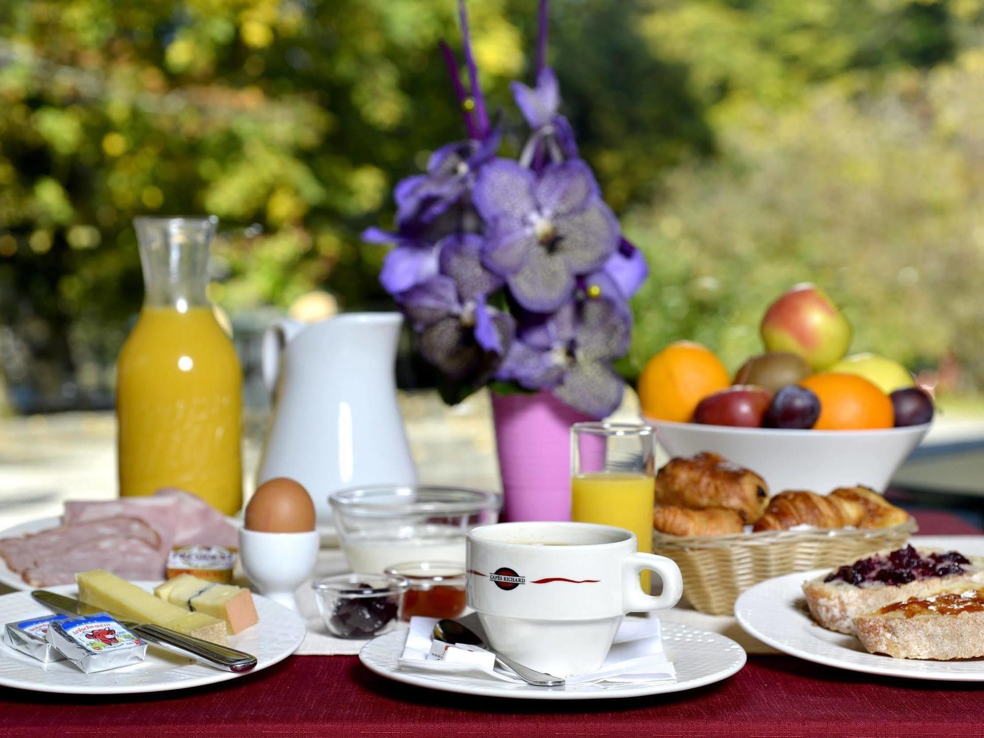 Le Bois Dormant-Hotel Restaurant & Spa Logis Hotel 샹파뇰 외부 사진